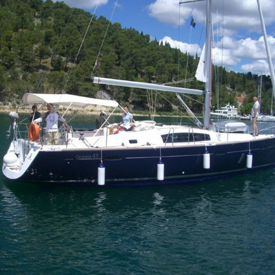 Oceanis 43