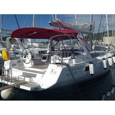 Oceanis 48