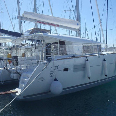 Lagoon 400 S2
