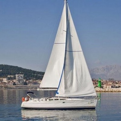 Sun Odyssey 43