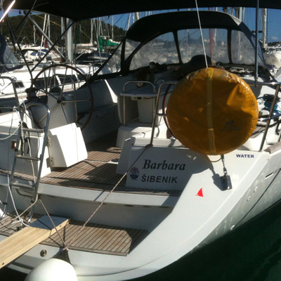 Sun Odyssey 49i