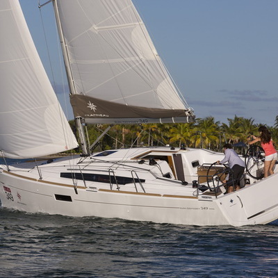 Sun Odyssey 349