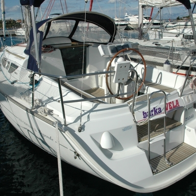 Sun Odyssey 32 Legende