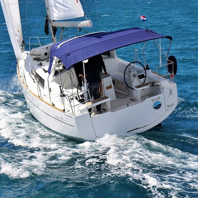 Oceanis 38.1 