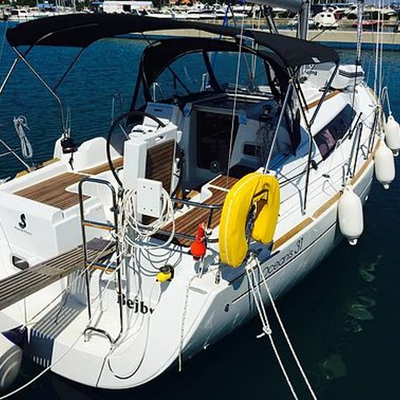Oceanis 31