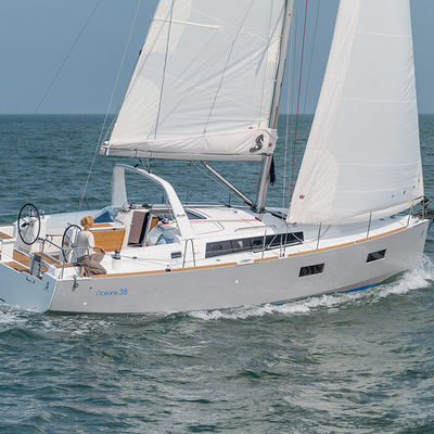 Oceanis 38