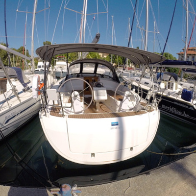 Bavaria Cruiser 37