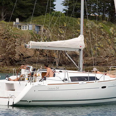Oceanis 34