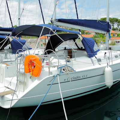 Beneteau Cyclades 43.4