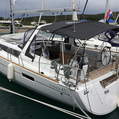Oceanis 45 V