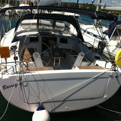 Hanse 385